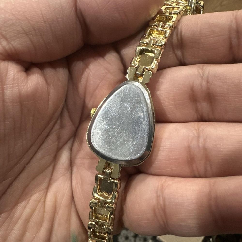 New Ladies Watch Gold Tone Teardrop Shaped Crystal Encrusted Dainty 22mm Fit 8in - Picture 6 of 11